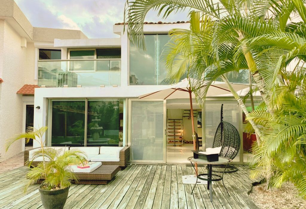 0f05e709-5280-4eab-b762-bd8d112ffa1b